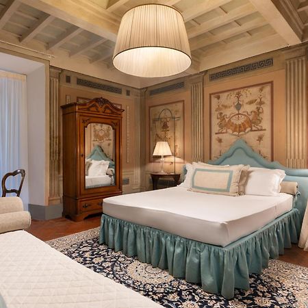 Piazza Pitti Palace - Residenza D'Epoca Bed & Breakfast Florence Ngoại thất bức ảnh