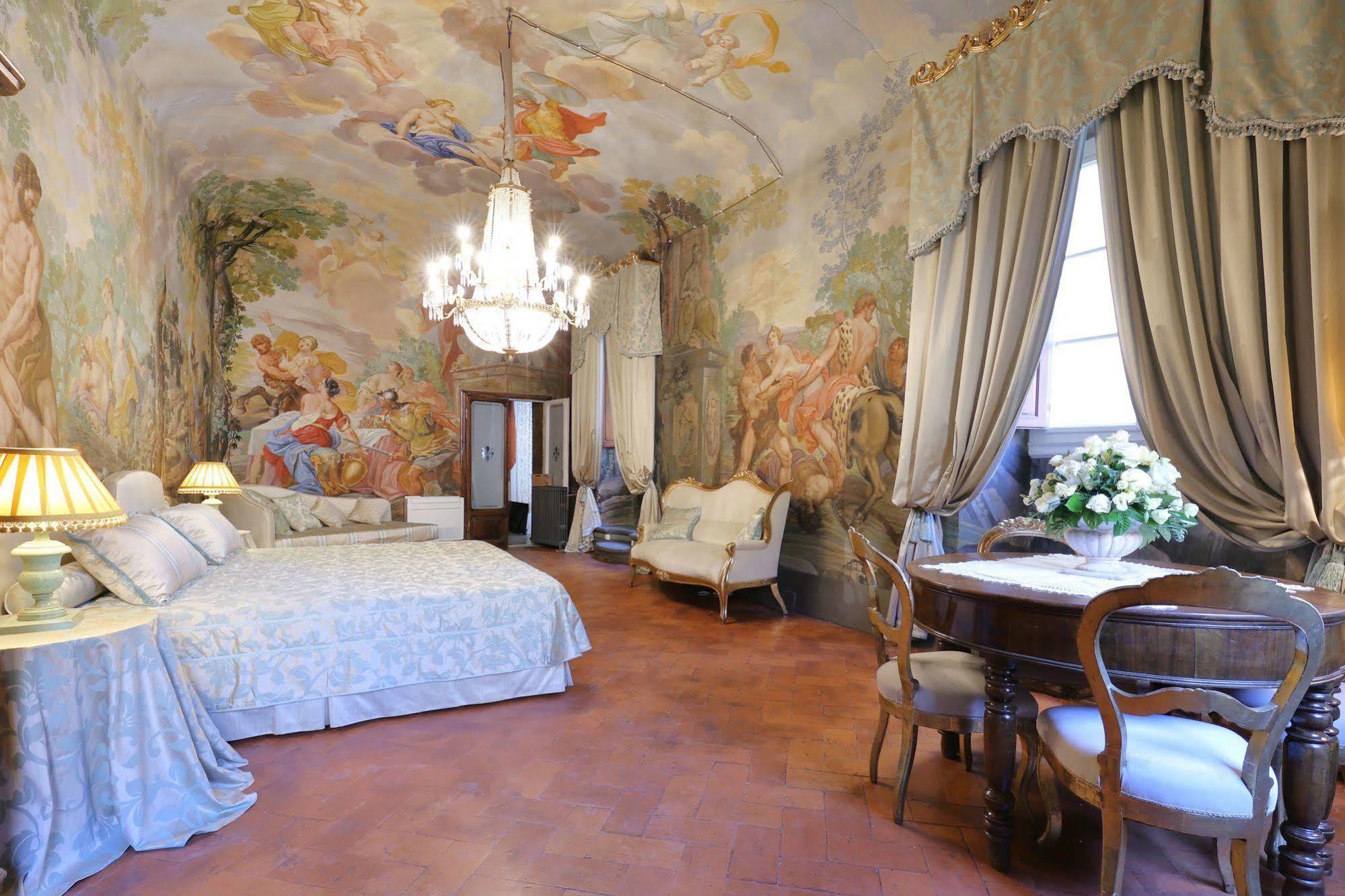 Piazza Pitti Palace - Residenza D'Epoca Florence Ngoại thất bức ảnh